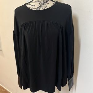 🖤NWT Ann Taylor Long Sleeve Blouse with Faux Leather Button Cuffs🖤